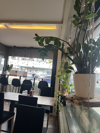 Saigon Noodle Bar - Vietnamese Restaurant · Kuvat 37